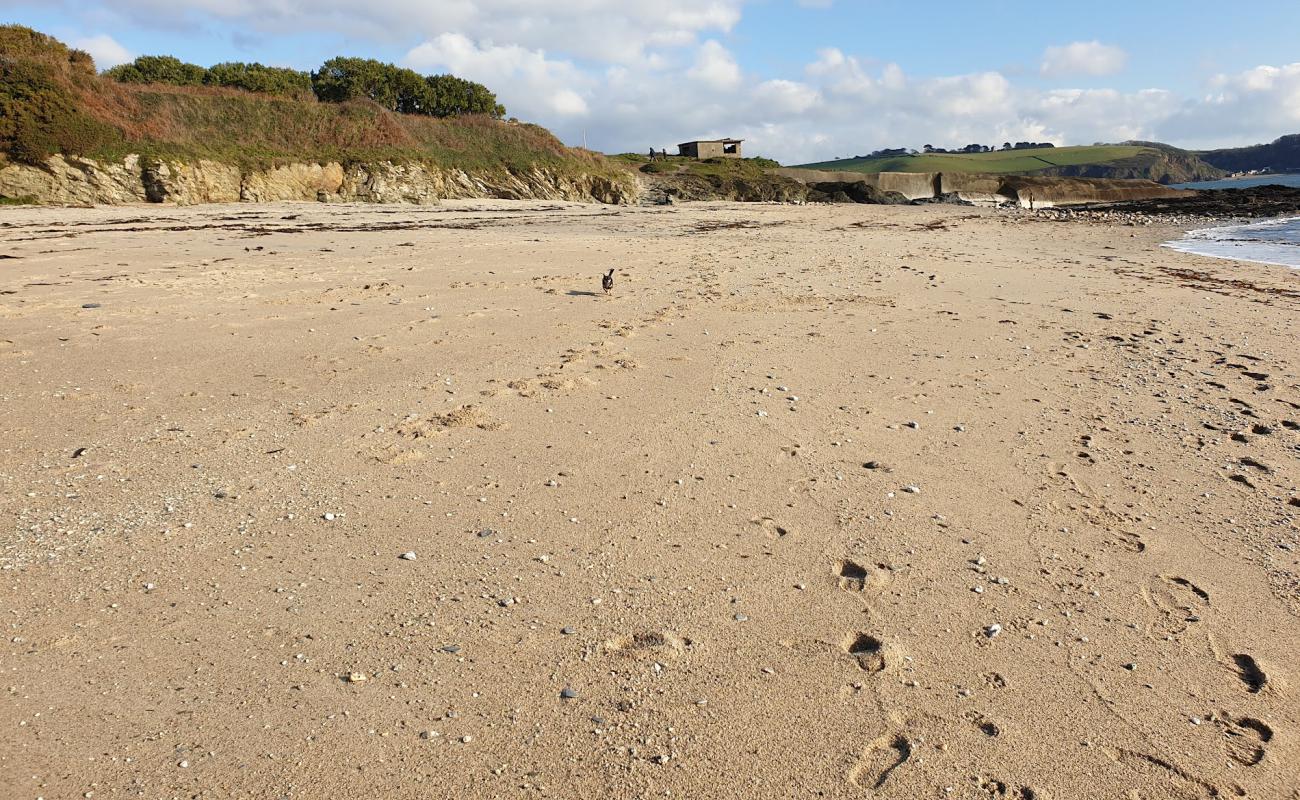 Photo de Spit beach Par avec sable clair avec caillou de surface