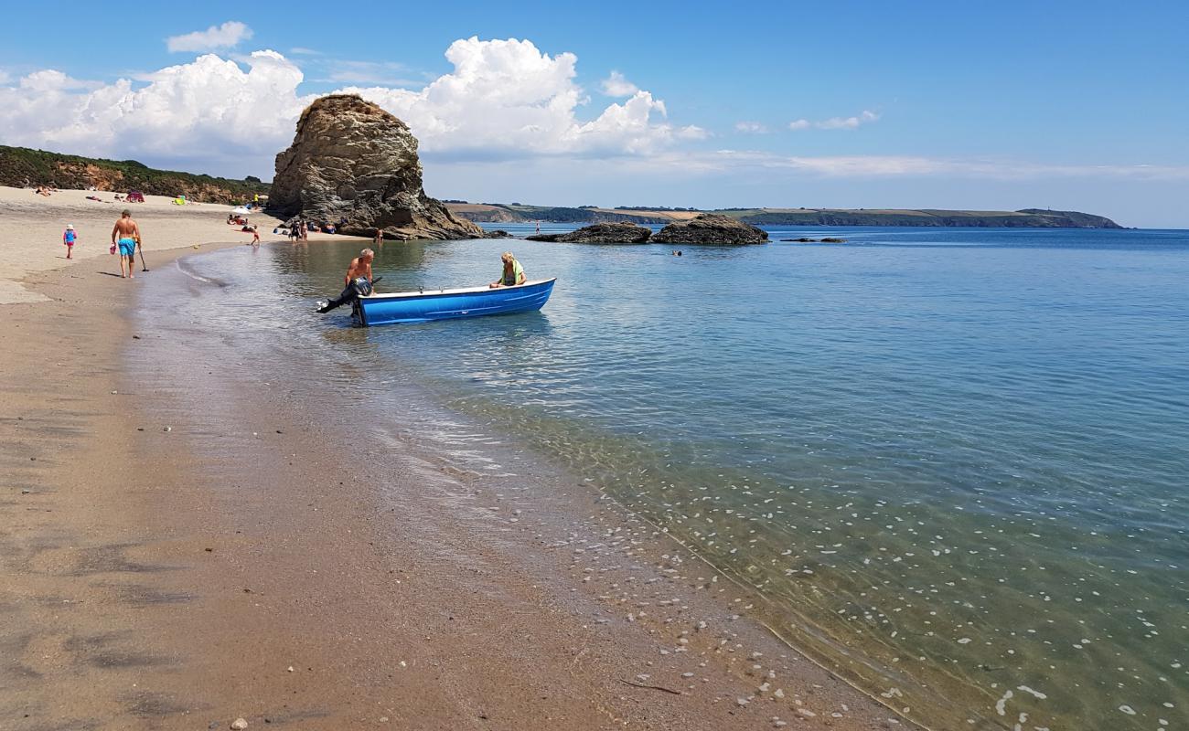 Photo de Carlyon beach avec sable beige de surface