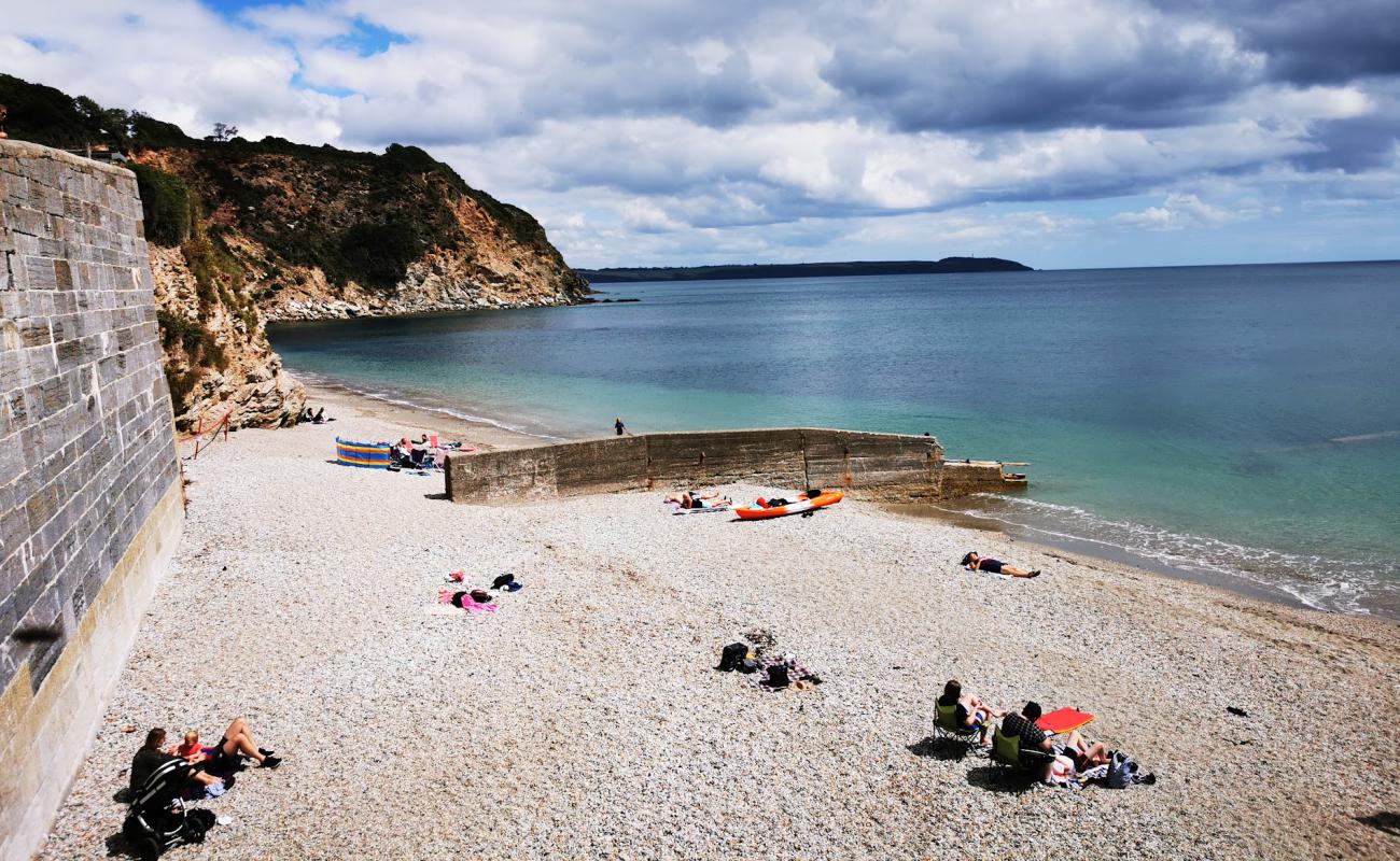 Photo de Charlestown beach avec caillou clair de surface