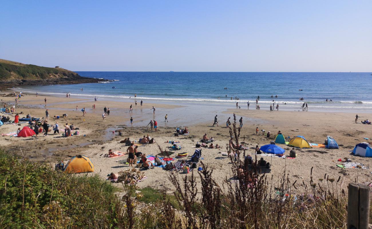 Photo de Plage de Porthcurnick avec sable lumineux de surface