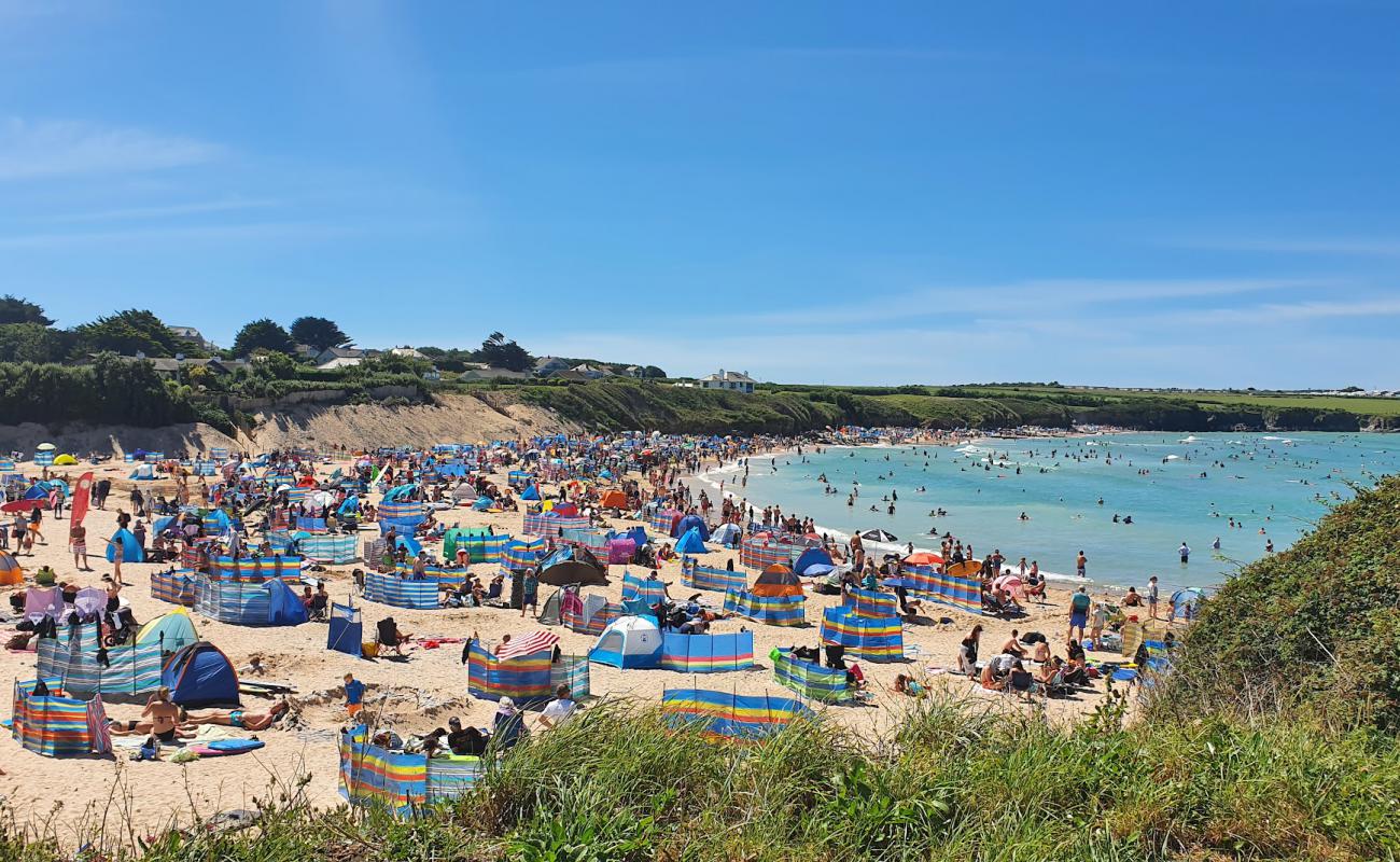 Photo de Harlyn Bay beach avec sable lumineux de surface