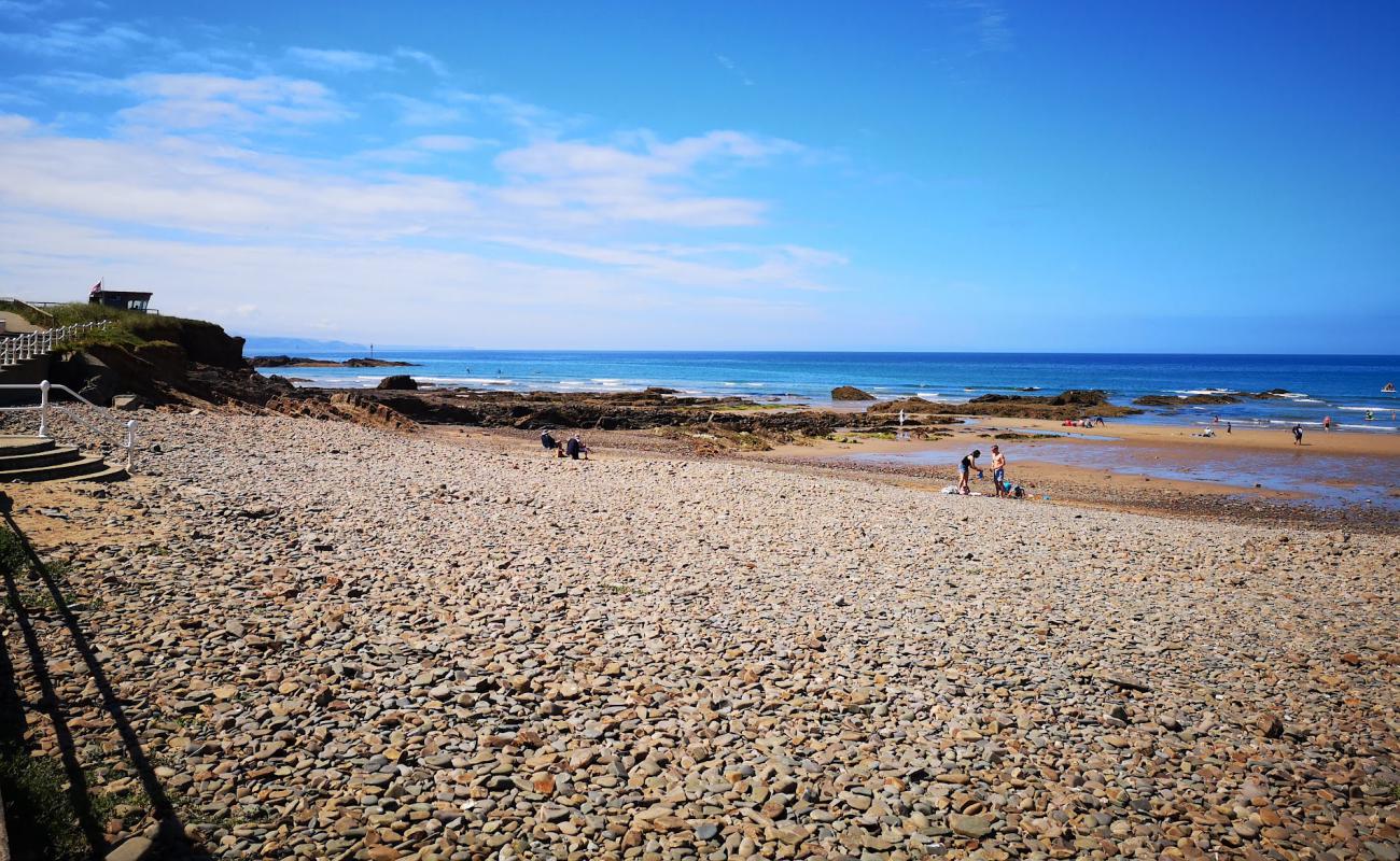 Photo de Plage de Crooklets avec sable clair avec caillou de surface