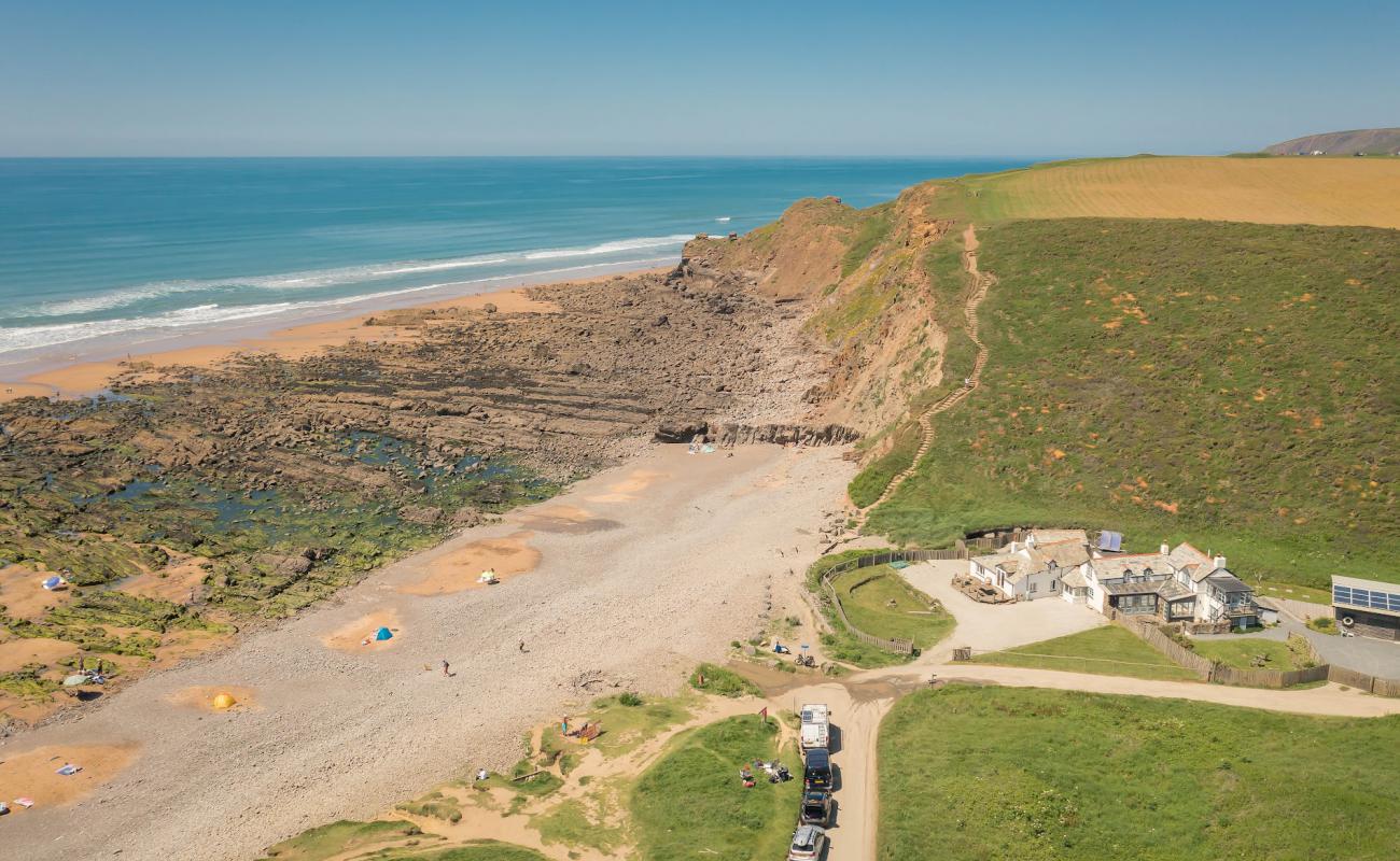 Photo de Northcott Mouth beach avec caillou gris de surface