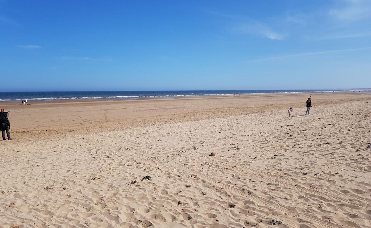 Photo de Bridlington South beach avec sable beige de surface