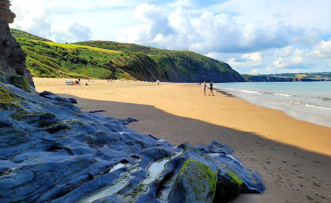 Photo de Plage de Penbryn - endroit populaire parmi les connaisseurs de la détente