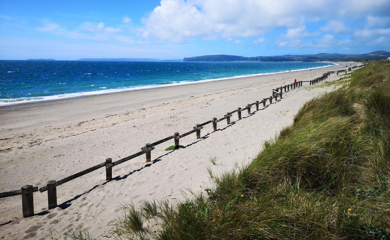 Photo de Plage de Pwllheli (Traeth Marian) avec sable lumineux de surface