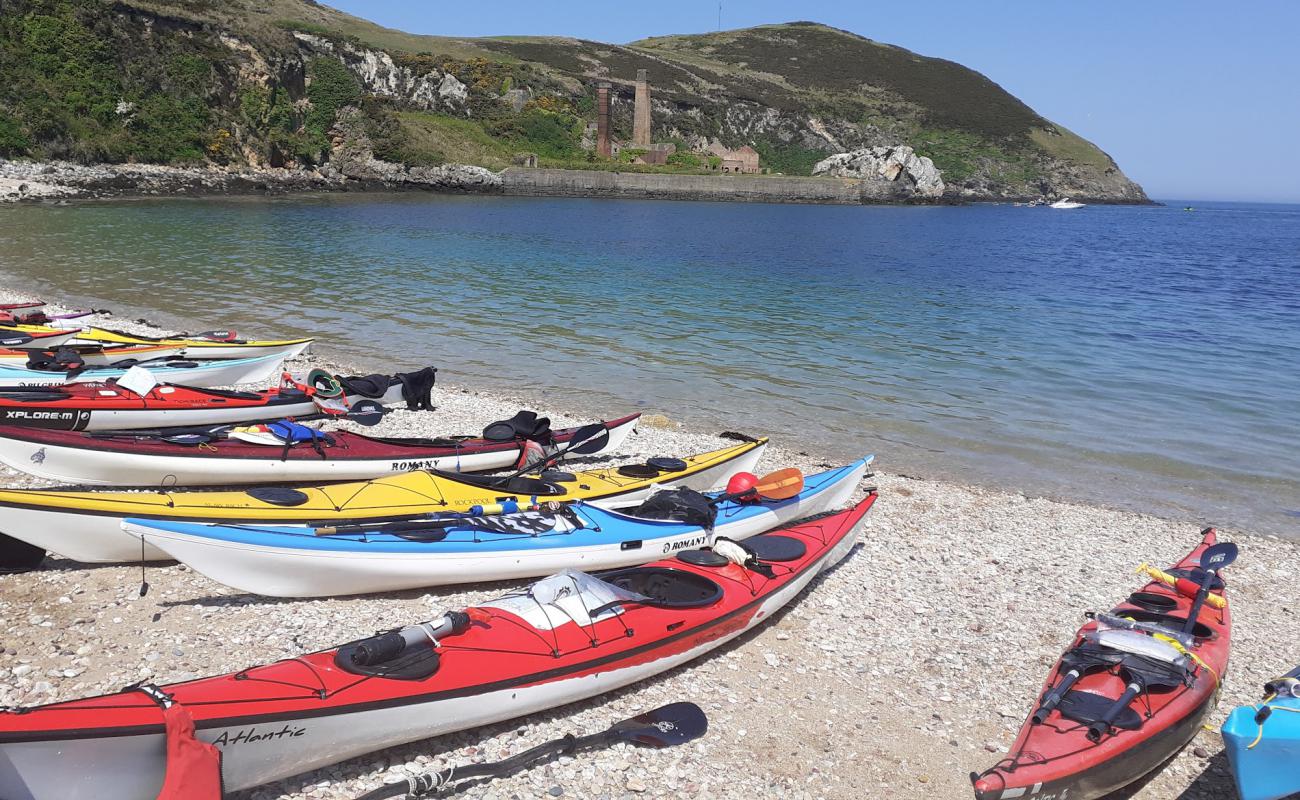 Photo de Traeth Porth avec caillou clair de surface