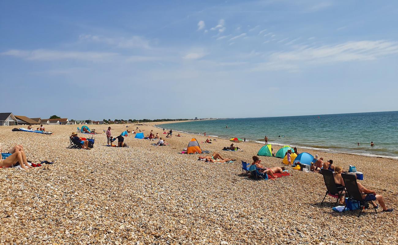 Photo de Plage de Pagham avec caillou fin clair de surface