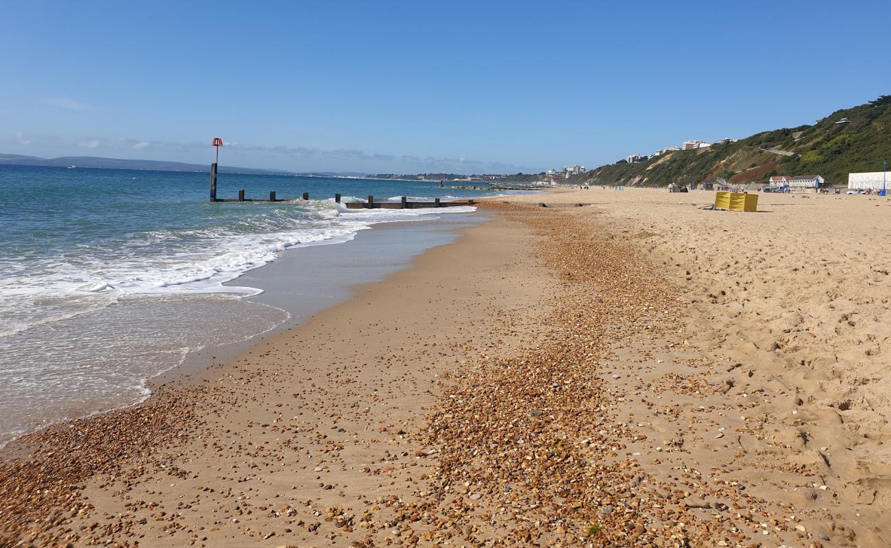 Photo de Plage de Boscombe avec sable lumineux de surface