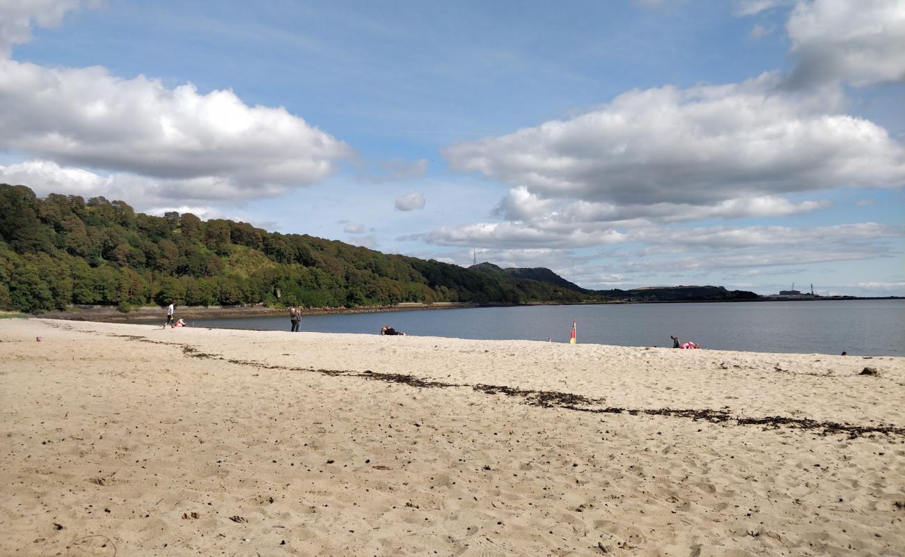 Photo de Aberdour beach avec sable beige de surface