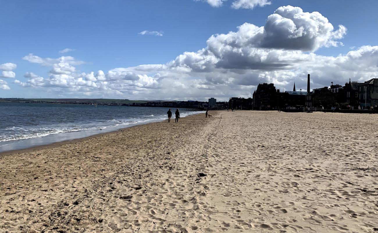 Photo de Portobello beach avec sable beige de surface