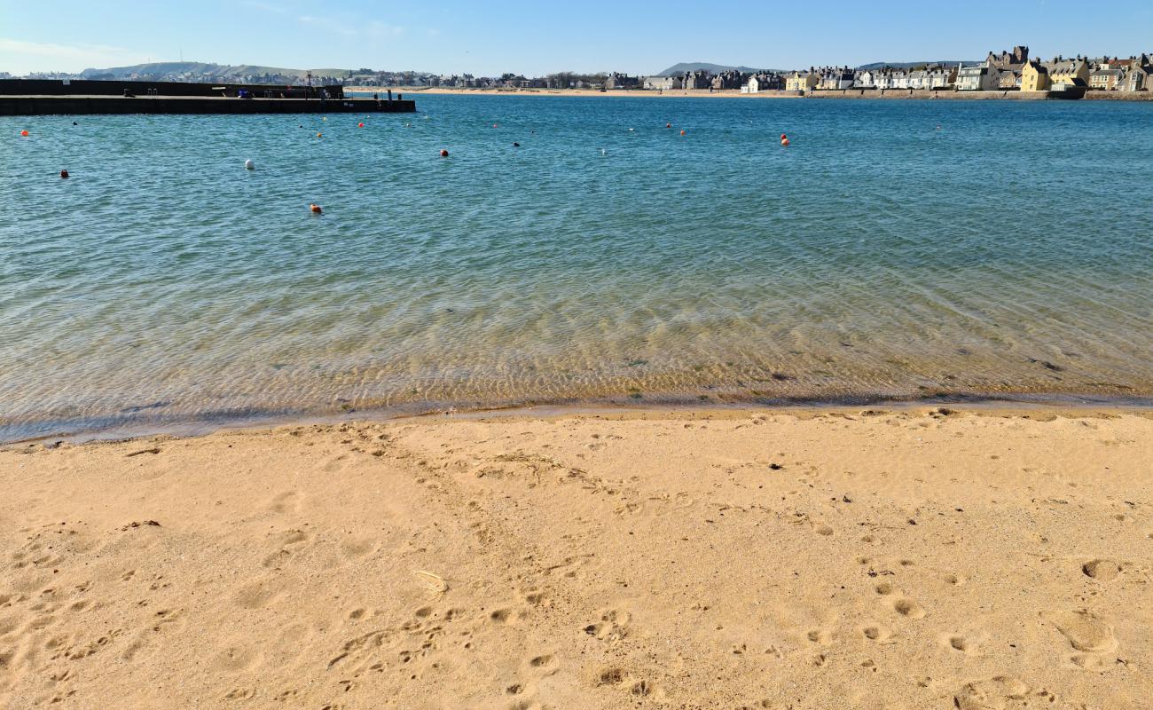 Photo de Elie Beach avec sable beige de surface