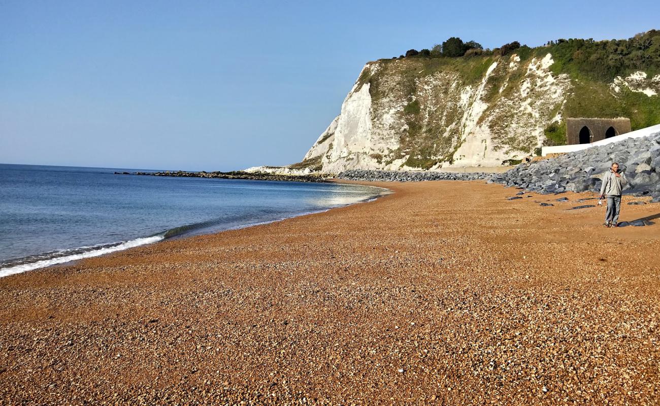 Photo de Shakespeare Beach avec caillou fin clair de surface