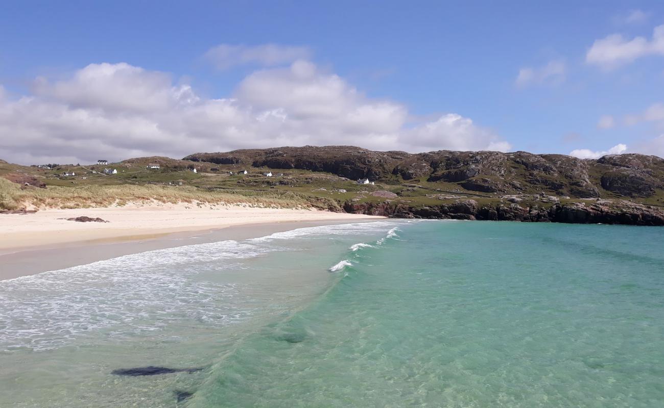 Photo de Oldshoremore Beach avec sable beige fin de surface