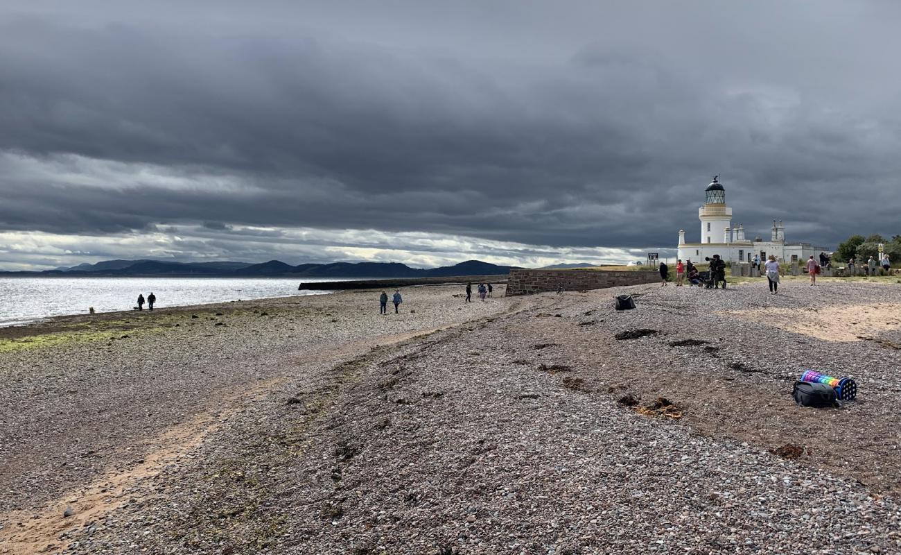 Photo de Chanonry Point Beach avec sable gris & galets de surface