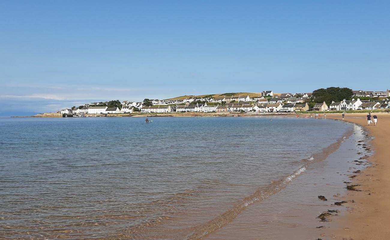 Photo de Portmahomack Beach avec sable beige de surface