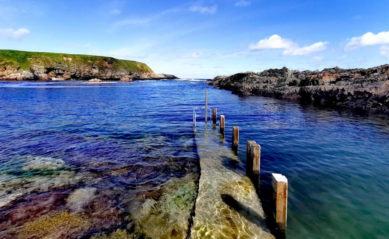 Photo de Portskerra Beach avec roches de surface