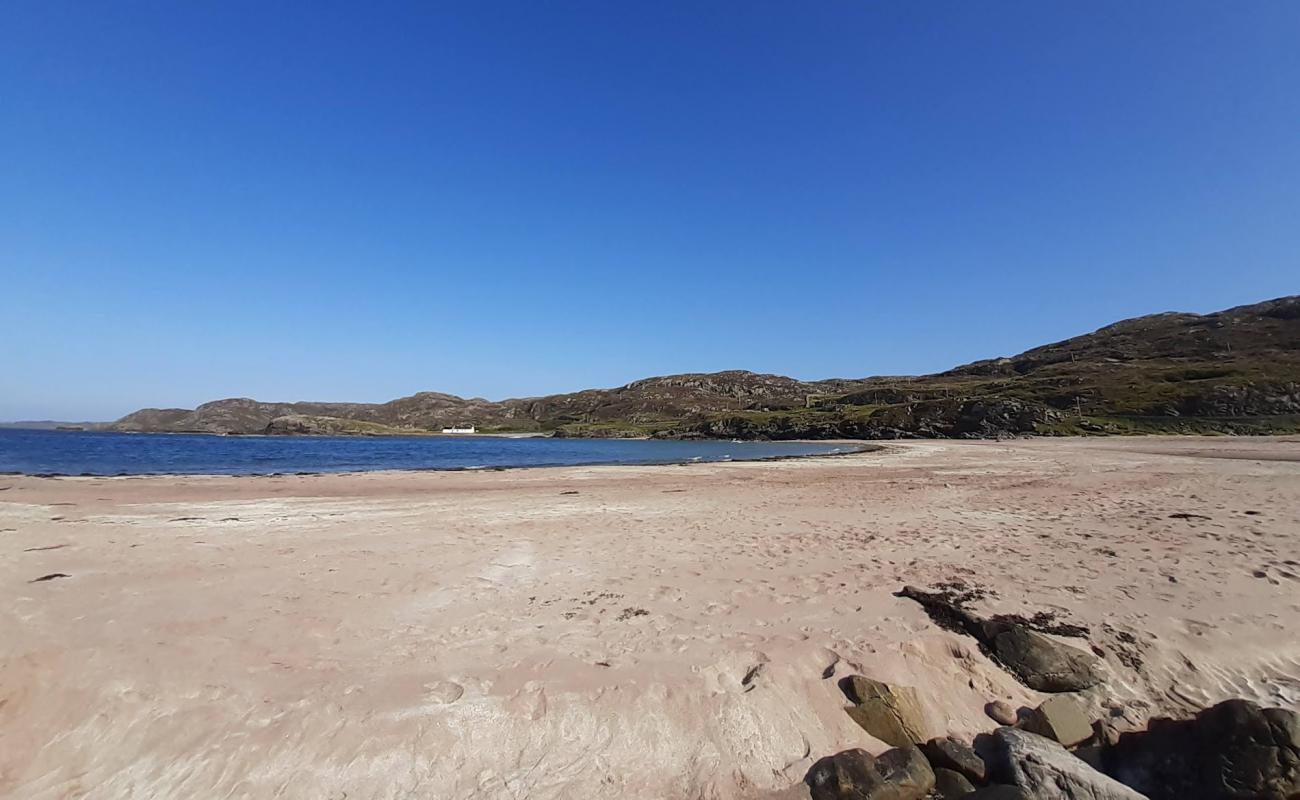Photo de Clachtoll Broch avec sable beige de surface