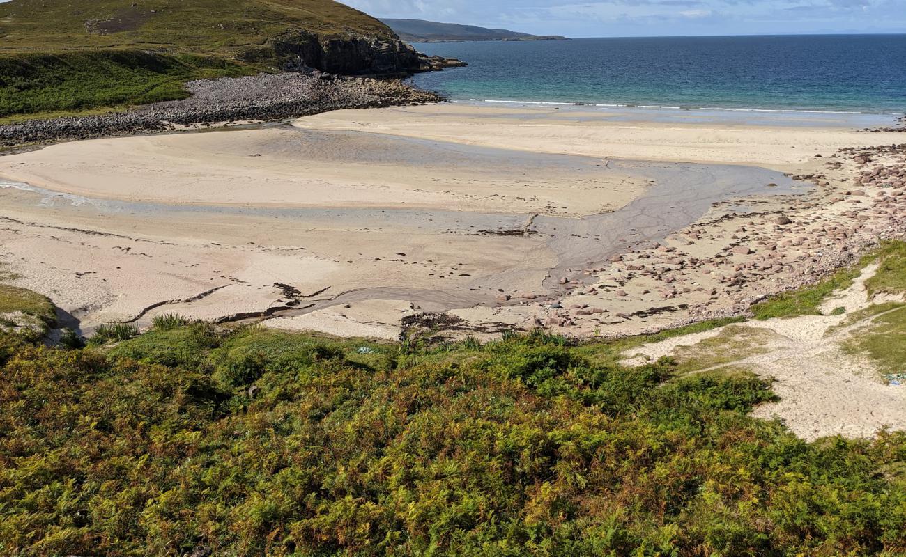 Photo de Slaggan Ruinen avec sable beige de surface