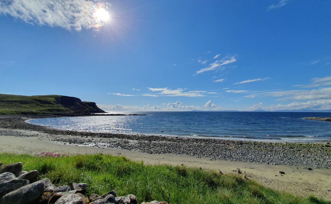 Photo de Camus More Camping Beach avec sable beige & pierres de surface