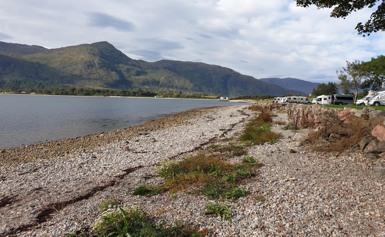 Photo de Onich Beach avec galets gris de surface