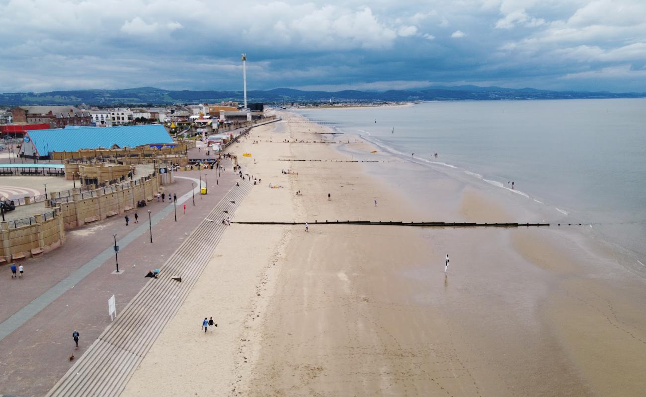 Photo de Plage de Rhyl avec sable beige de surface