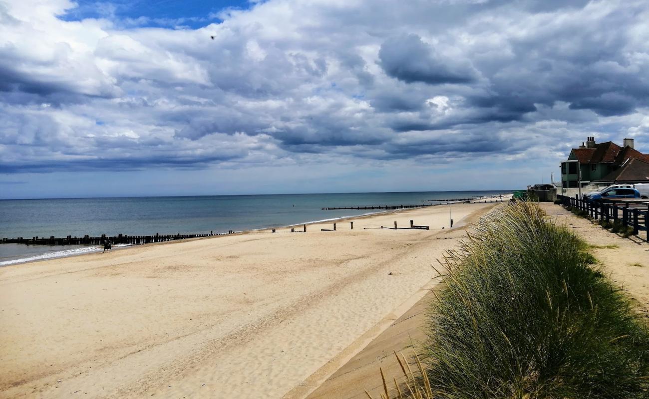 Photo de Plage de Bacton avec sable lumineux de surface