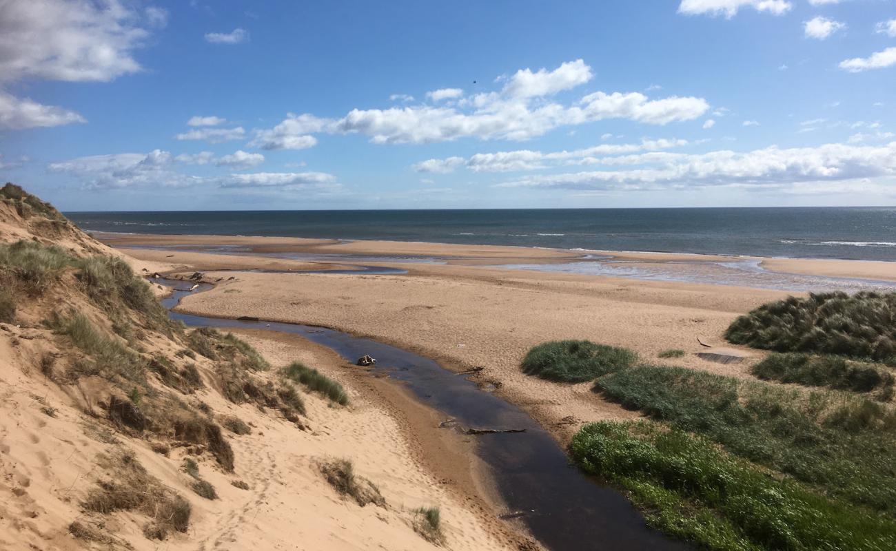 Photo de Plage de Balmedie avec sable lumineux de surface