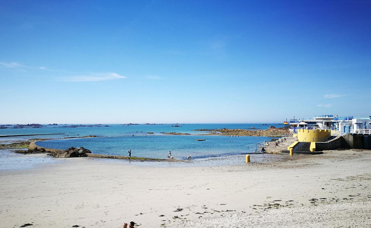 Photo de Havre Des Pas Bathing Pool avec sable beige de surface