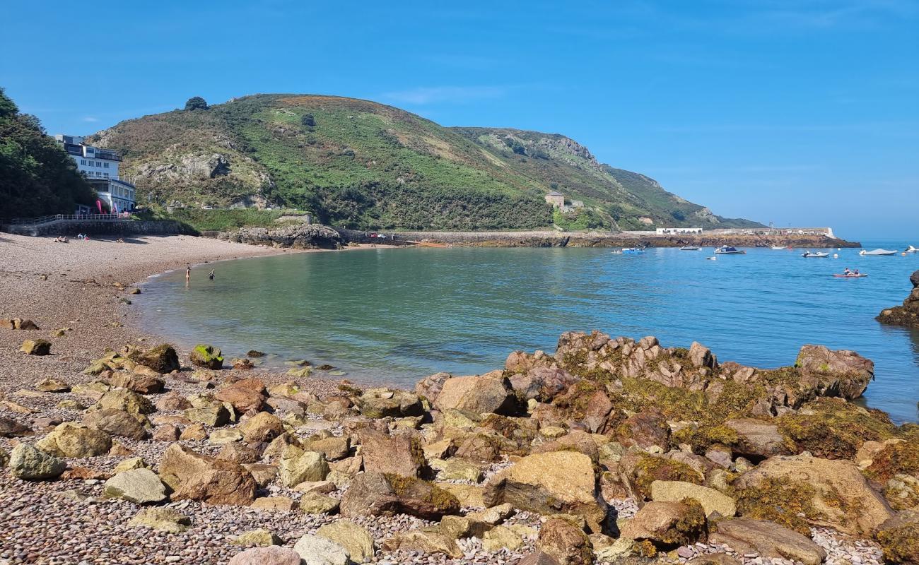 Photo de Bouley Bay Dive Centre avec galets gris de surface
