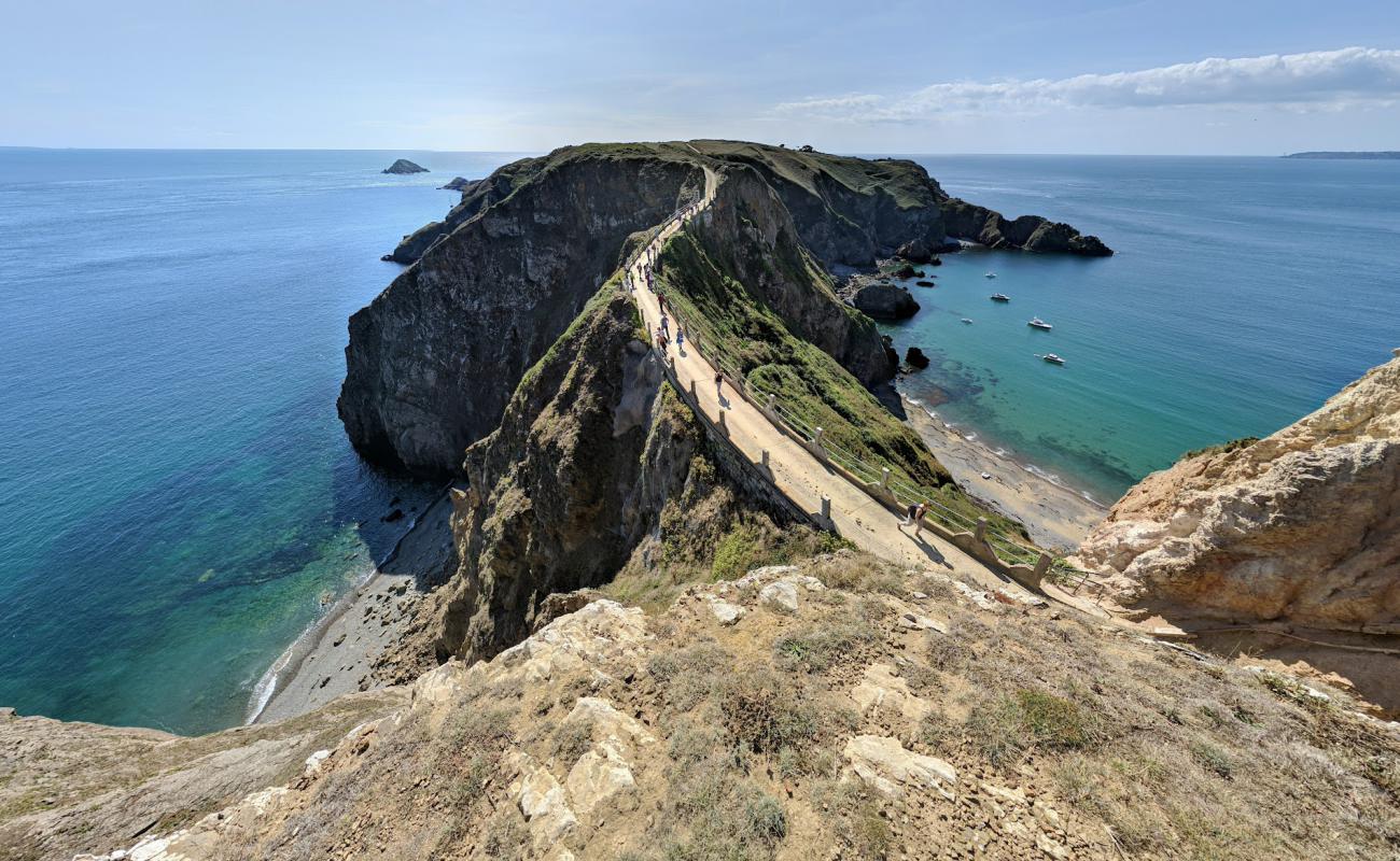Photo de La Grande Greve avec sable gris & galets de surface