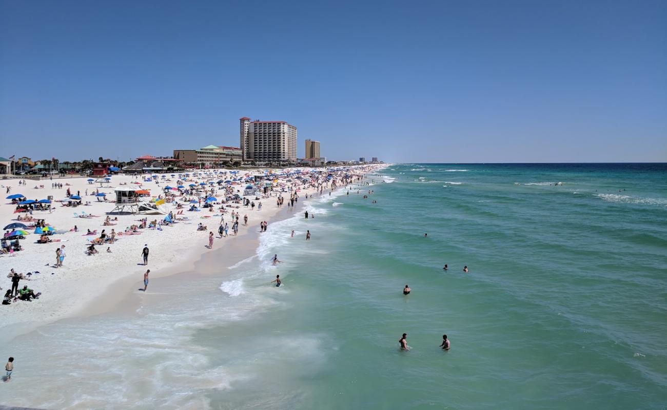 Photo de Pensacola Beach avec sable fin blanc de surface