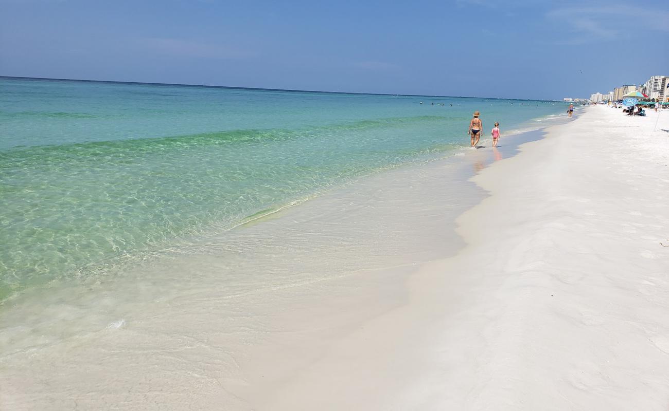 Photo de Plage Henderson avec sable fin blanc de surface