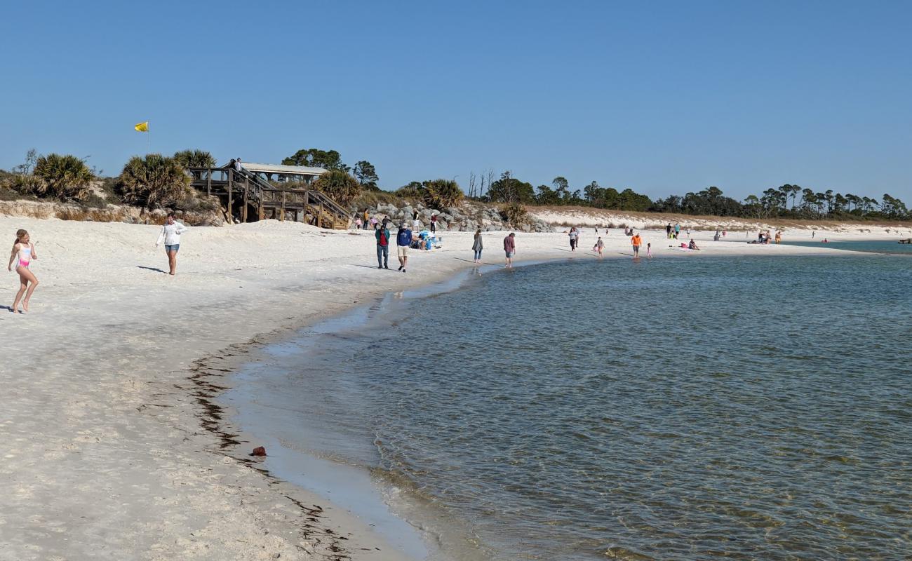 Photo de Jettys Tidal Pool Beach avec sable blanc de surface