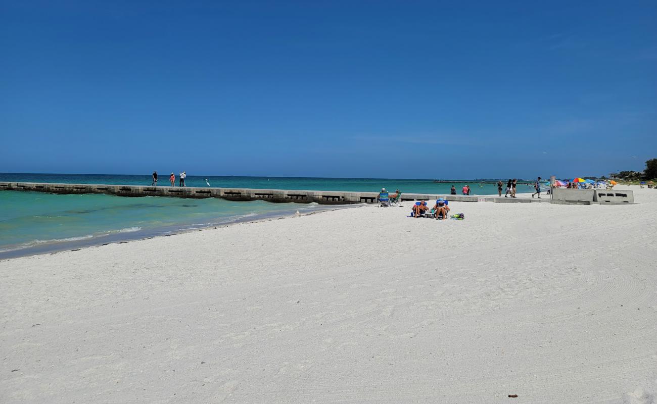Photo de Cortez beach avec sable blanc de surface