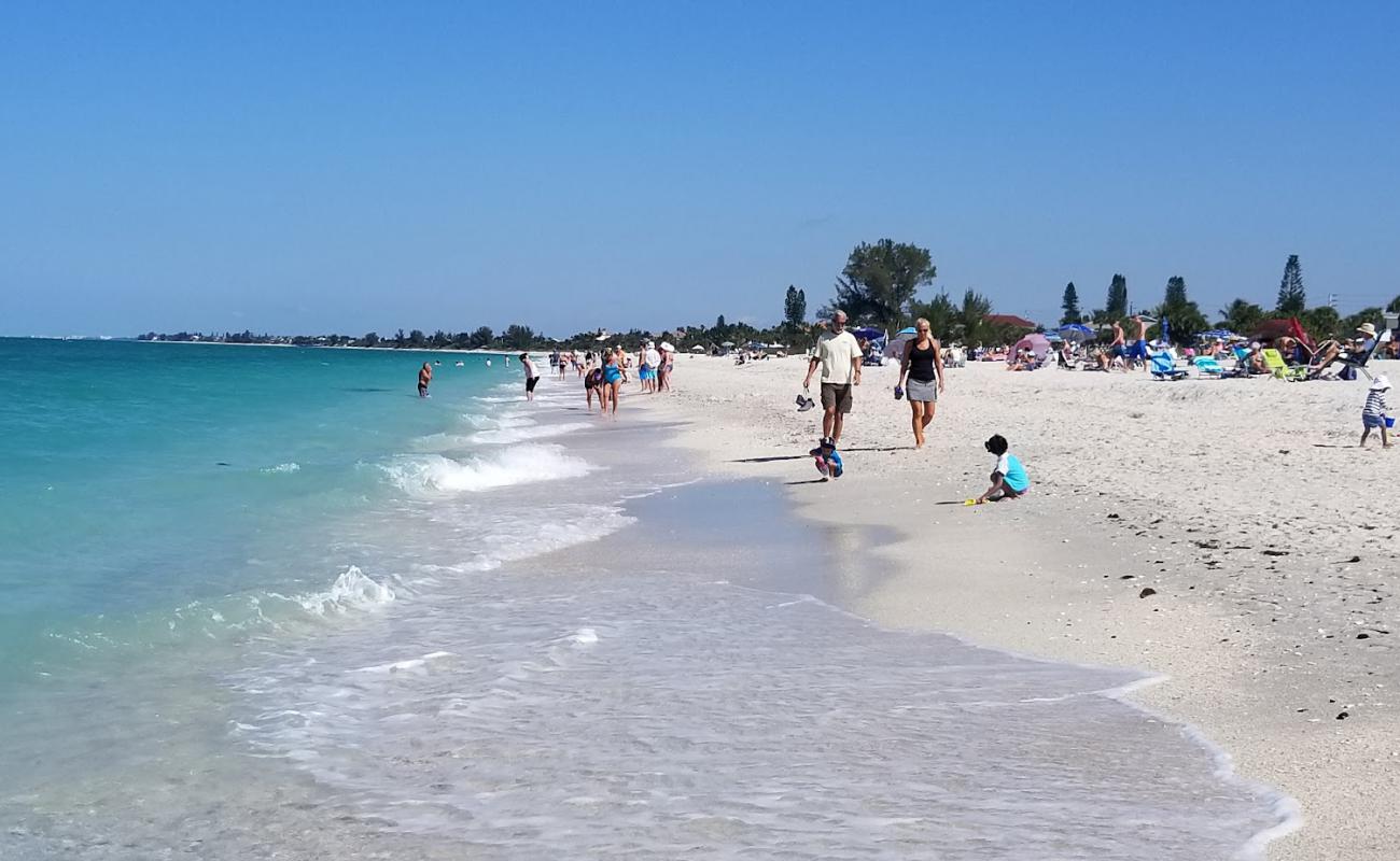 Photo de Nokomis beach avec sable beige de surface