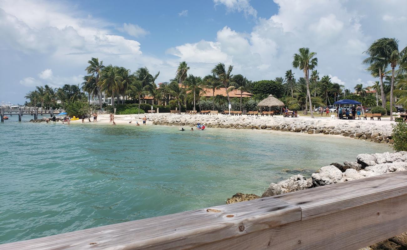 Photo de Sunset Park beach avec sable lumineux de surface