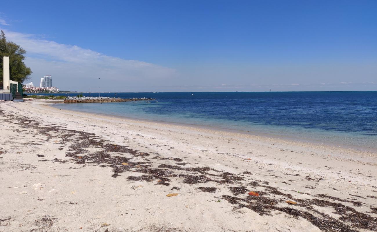 Photo de Virginia Key beach II avec sable lumineux de surface