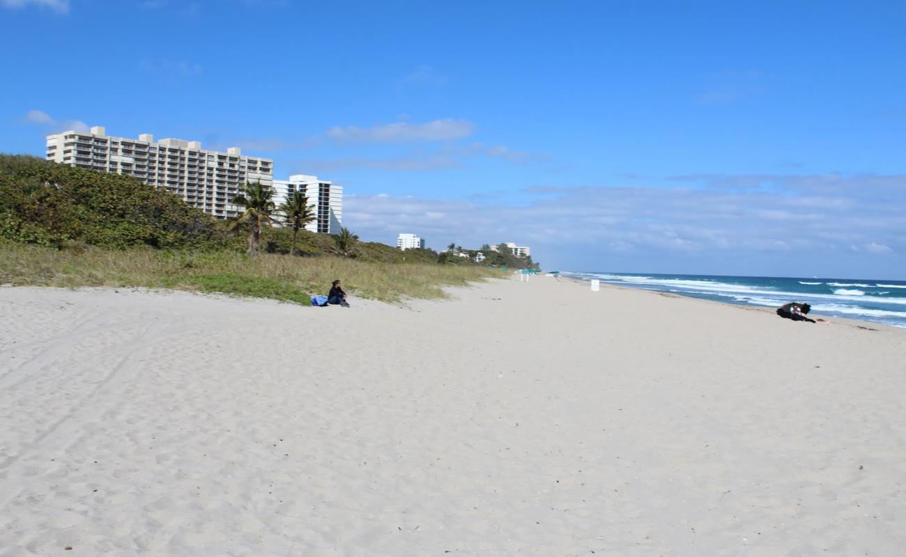 Photo de Spanish River beach avec sable lumineux de surface