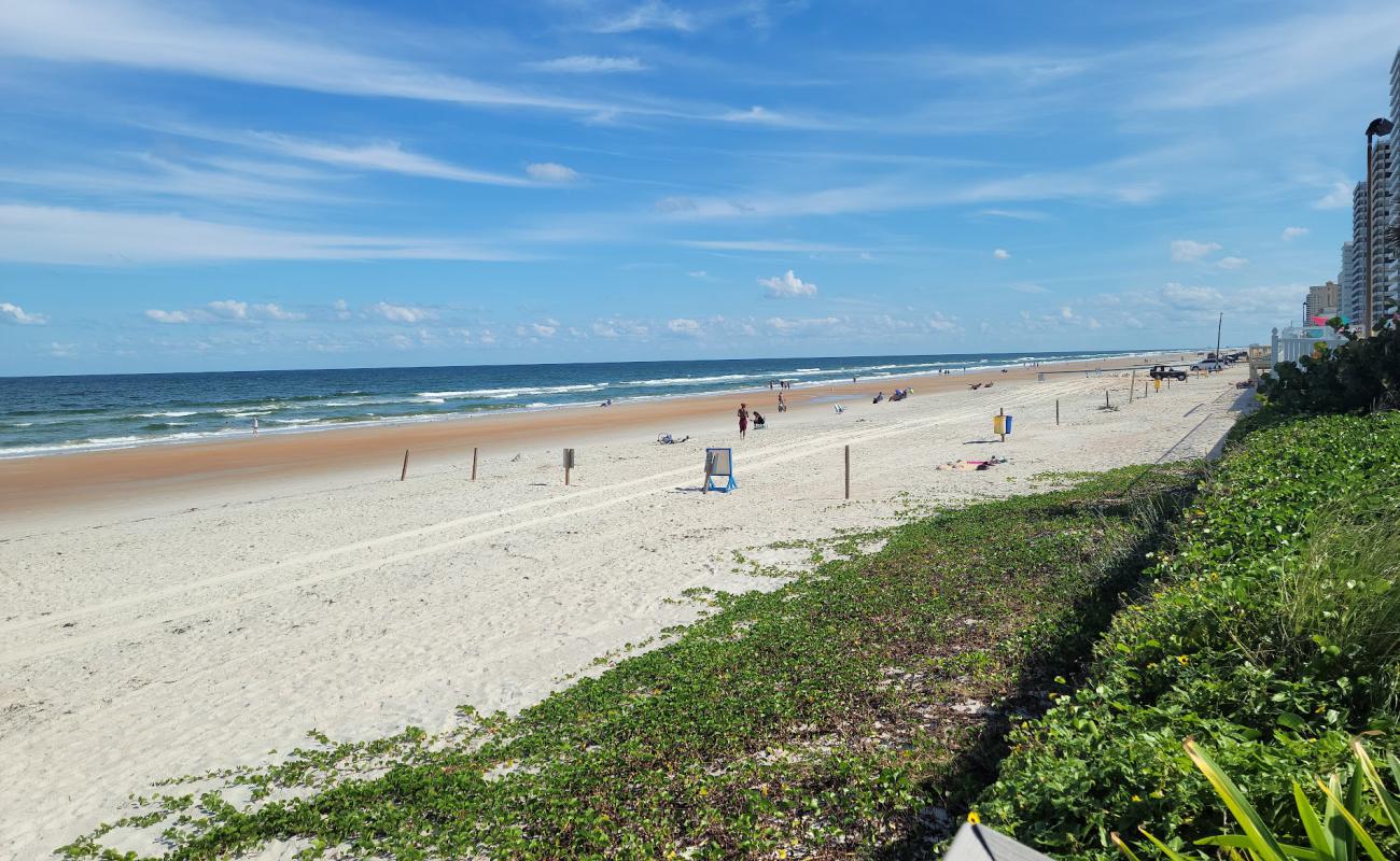 Photo de Andy Romano beach avec sable lumineux de surface