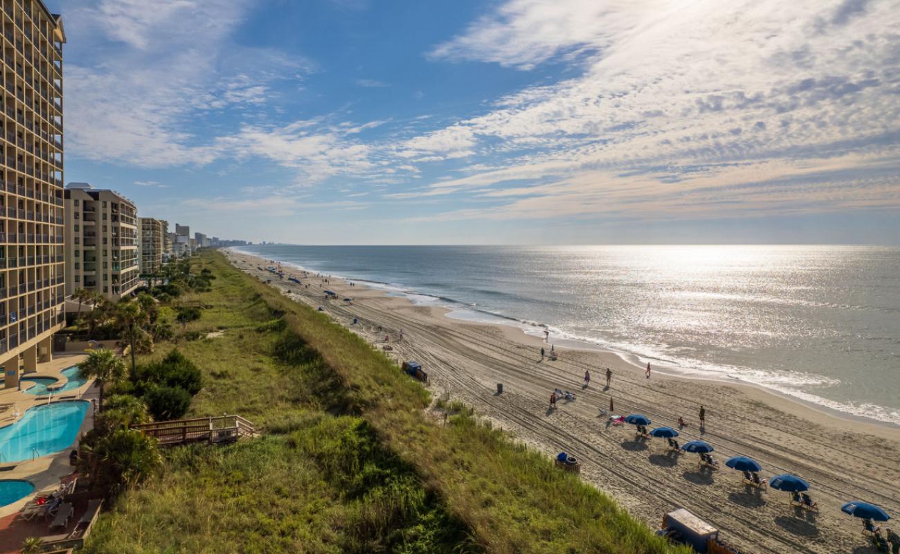 Photo de Windy Hill beach avec sable beige fin de surface