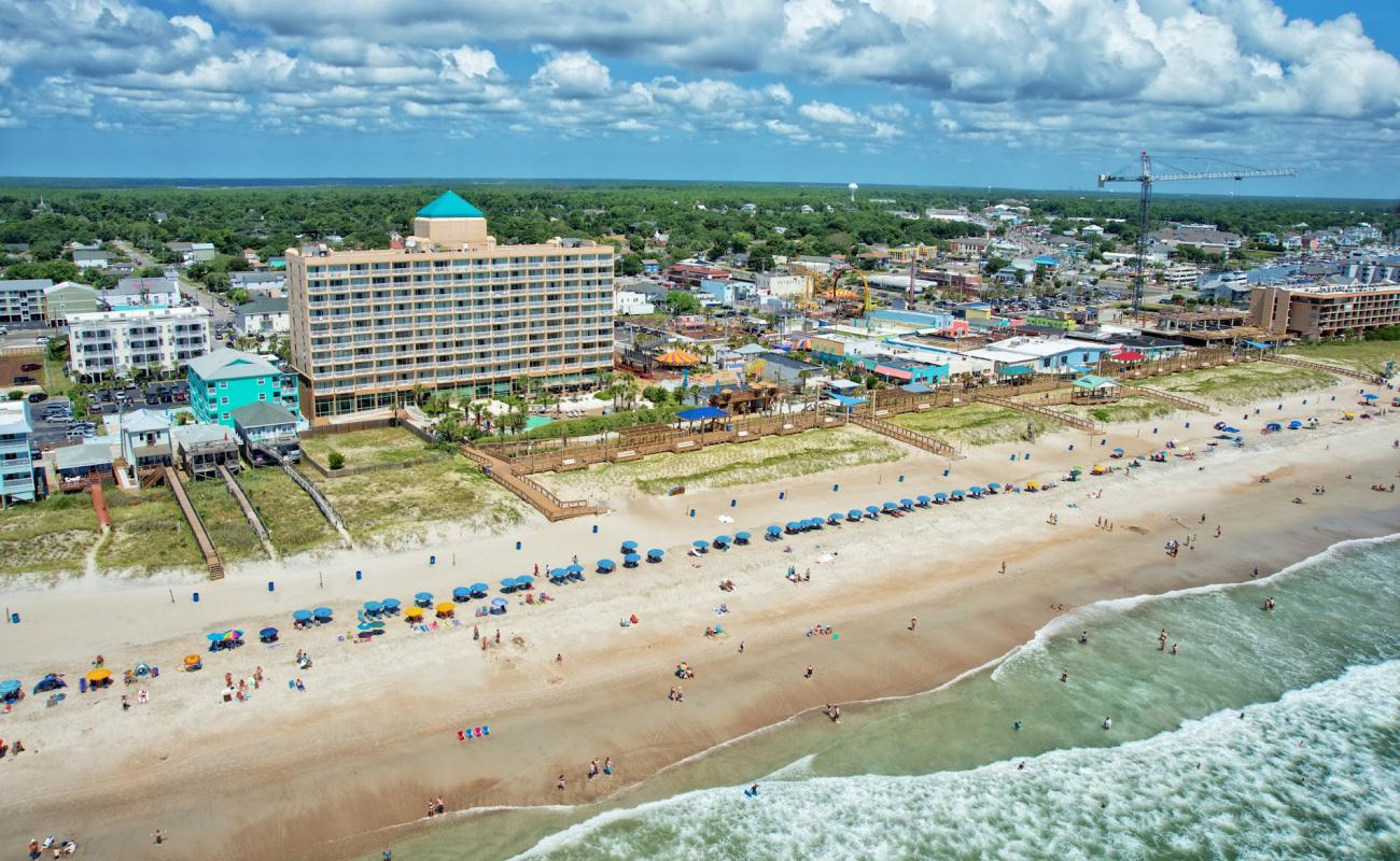 Photo de Carolina beach avec sable lumineux de surface