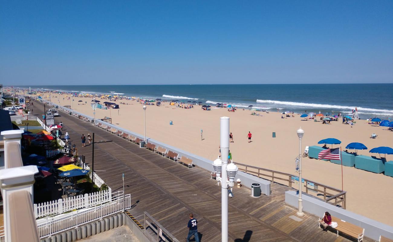 Photo de Ocean City beach avec sable beige de surface