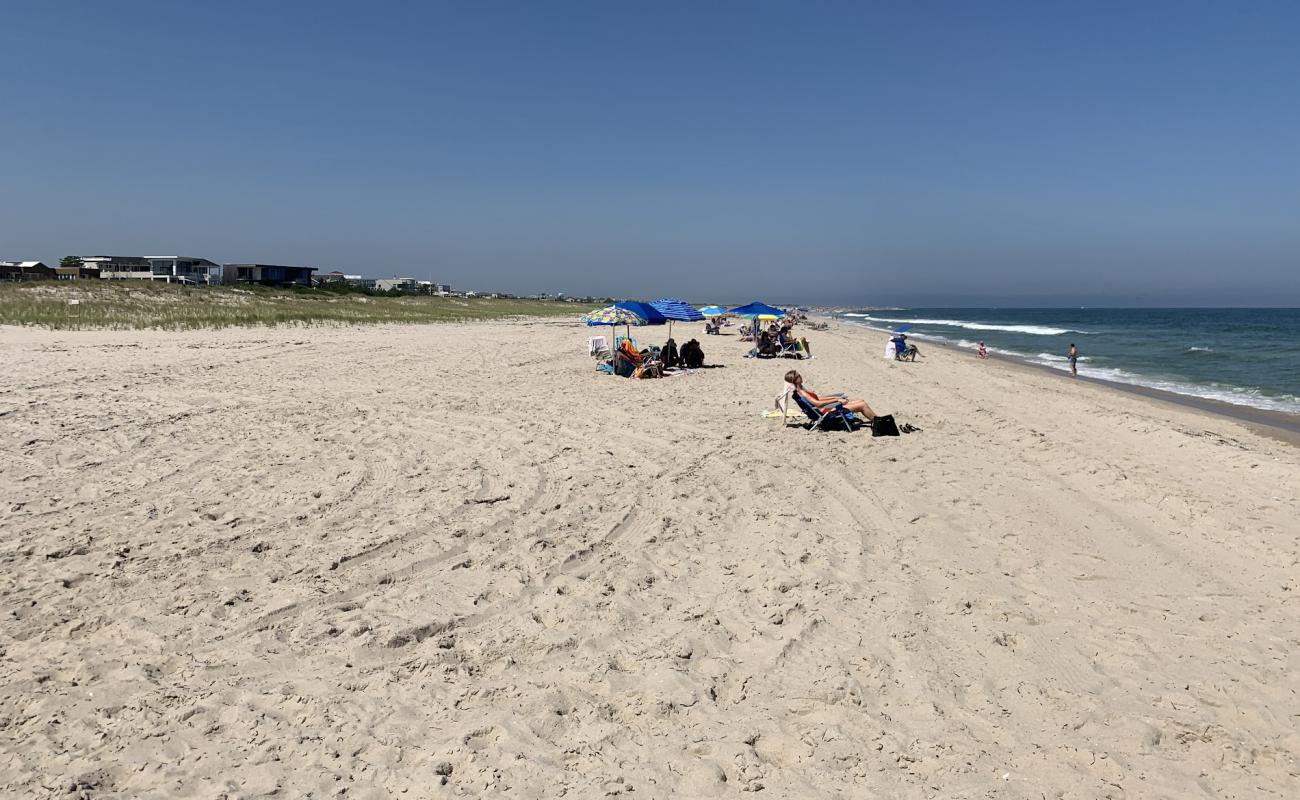 Photo de Township Loveladies beach avec sable beige de surface