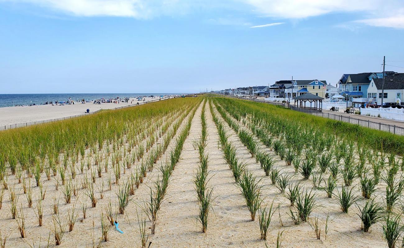 Photo de Lavallette Beach avec sable beige de surface