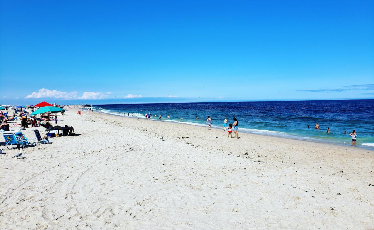 Photo de Point Pleasant Beach avec sable lumineux de surface