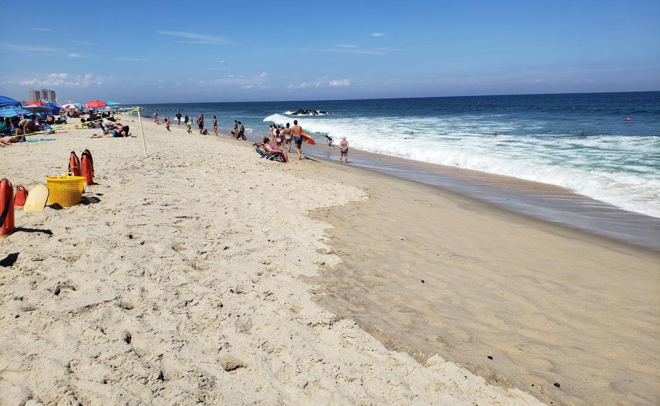 Photo de Seven Presidents Beach avec caillou fin clair de surface