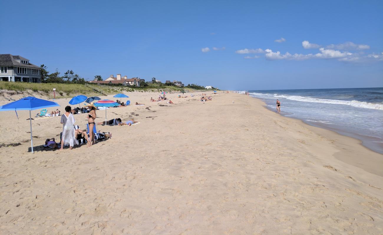 Photo de Georgica Beach avec sable lumineux de surface