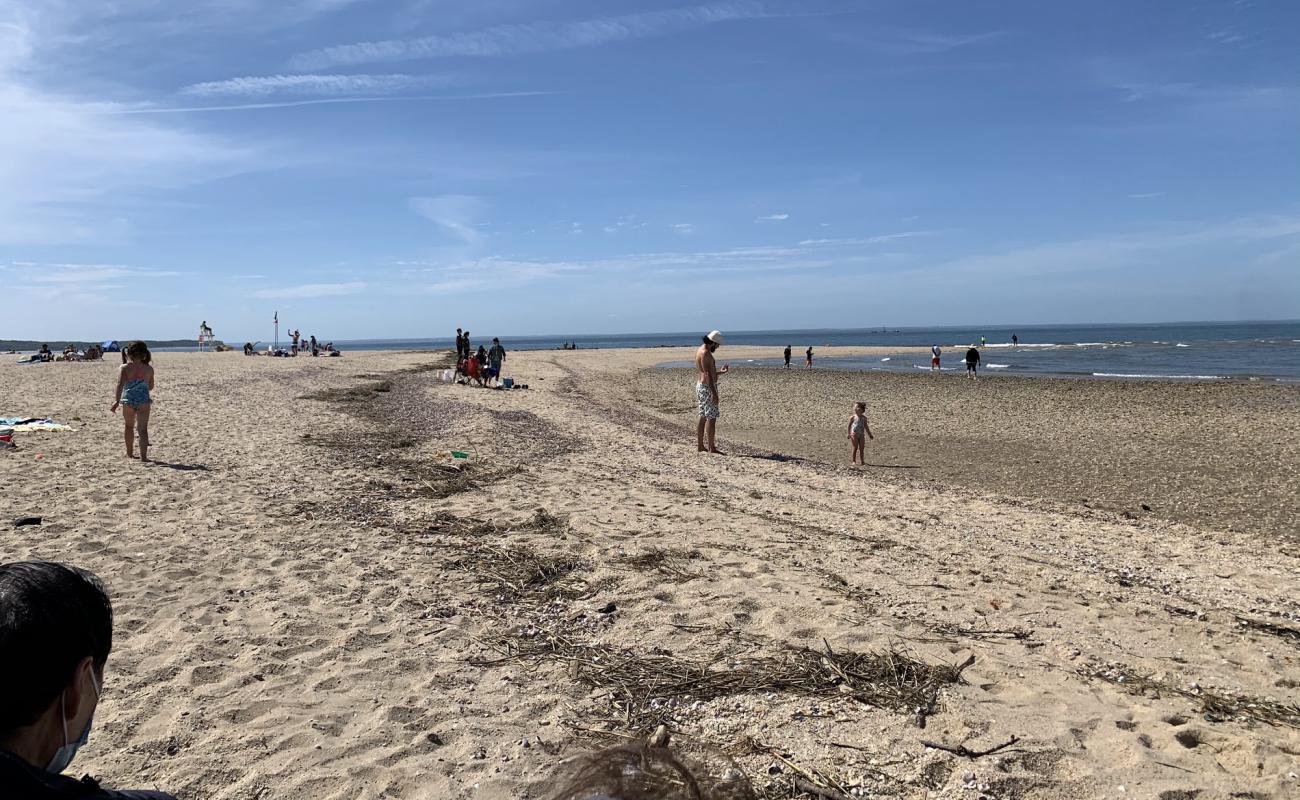 Photo de Crab Meadow Beach avec sable clair avec caillou de surface