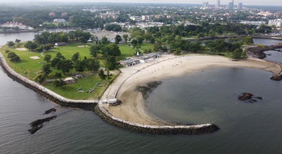 Glen Island Beach